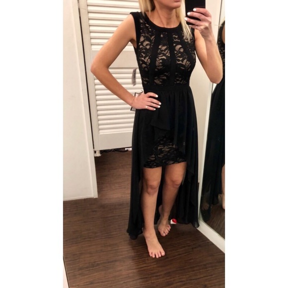 Morgan & Co. Black Lace Chiffon-Overlay Dress - Picture 2 of 8